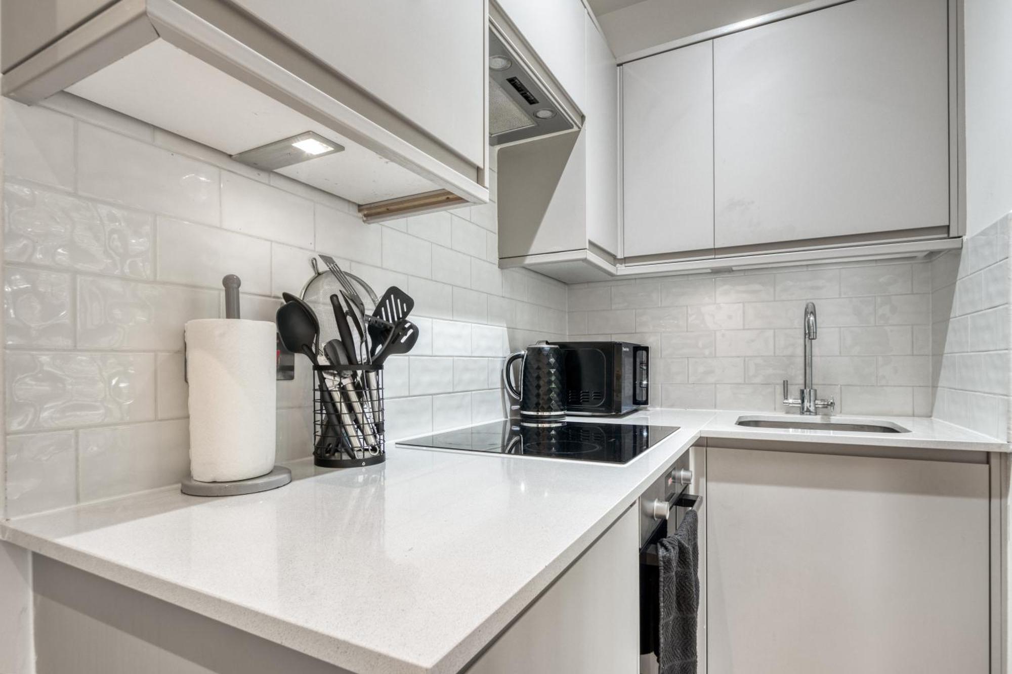 Villa 2 Bed 2 Bath Balcony View Wimbledon Tennis London Exterior foto