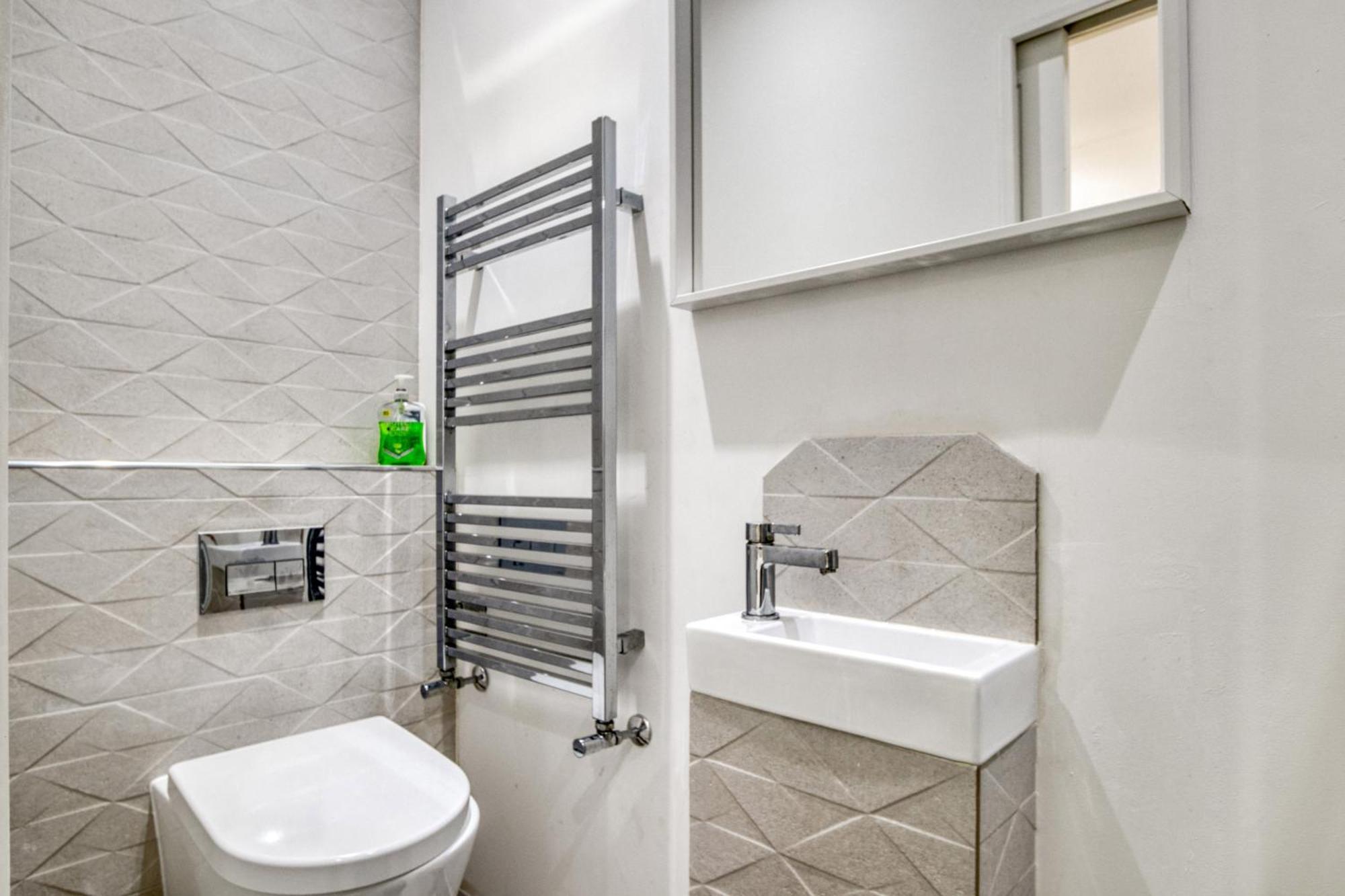 Villa 2 Bed 2 Bath Balcony View Wimbledon Tennis London Exterior foto