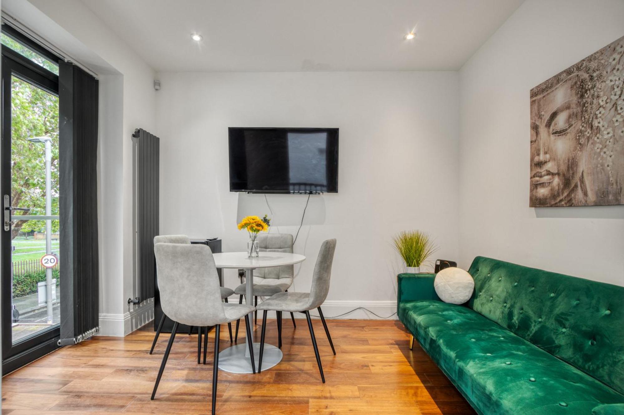 Villa 2 Bed 2 Bath Balcony View Wimbledon Tennis London Exterior foto